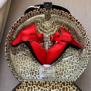 Baby girl high heels! In decorative carry case